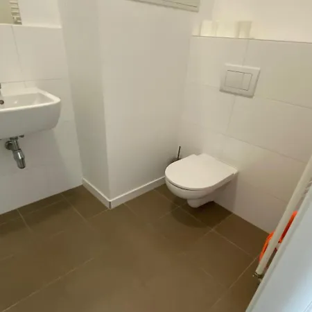 Apartament 1 With Terrace, Slnecnice, 18b *
