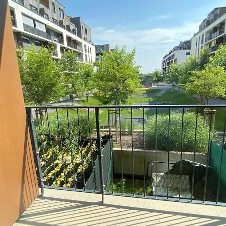 1 With Terrace, Slnecnice, 18b * 布拉迪斯拉发